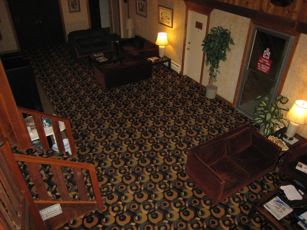 Downtowner Motor Inn Creston Exterior photo